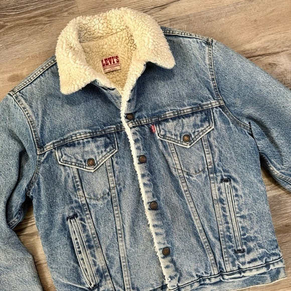 Levi's Other - Vintage Levi’s made in USA denim trucker coat jacket fleece lined mens Small